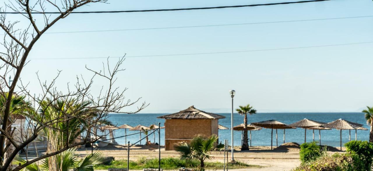 Next To The Sea - Apartment Agía Triáda Esterno foto